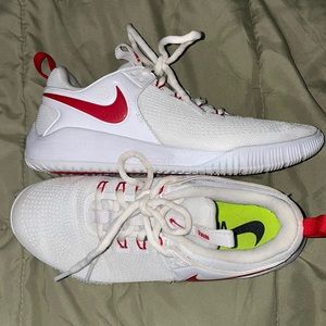 Nike Women's Zoom HyperAce Volleyball Shoes (Size 7.5)